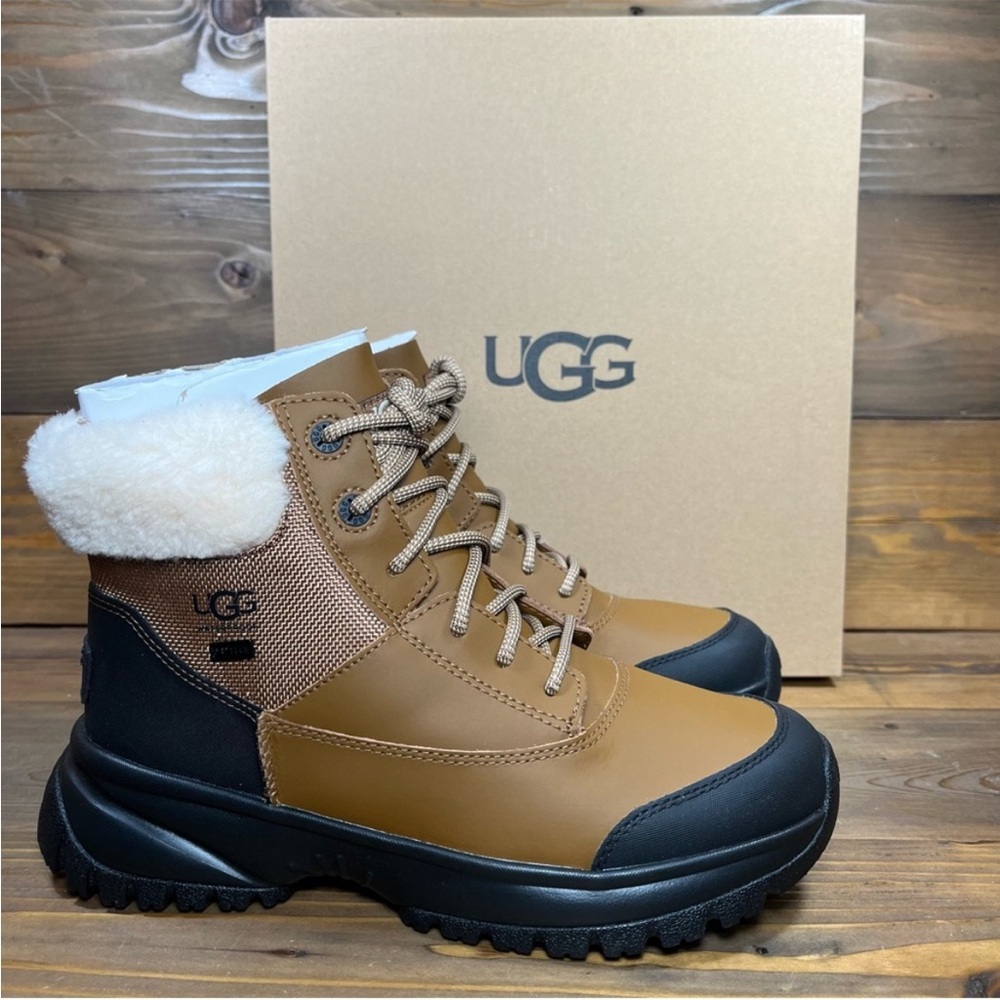 UGG Australia Yose Fluff V2 Waterproof Insulated 200 gram Leather Winter Boots